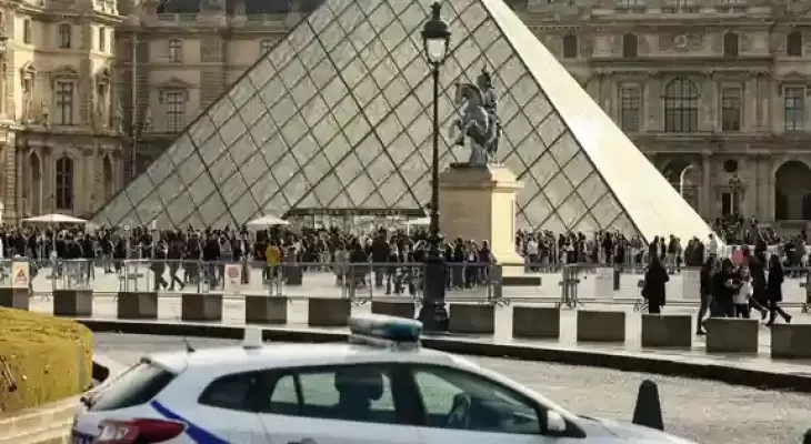 متحف اللوفر