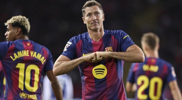 برشلونة يطلب من ليفاندوفسكي التوقف عن تسجيل الأهداف!
