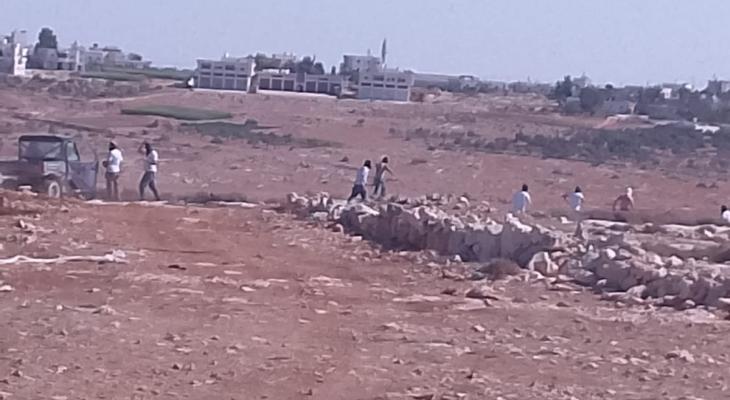مستوطنون يهاجمون المواطنين قرب بيت لحم