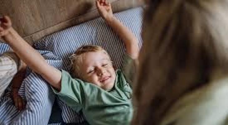 استيقاظ الأطفال.jpg