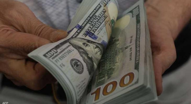الدولار يثبت موقعه استقرار العملة الخضراء بعد خفض الفائدة
