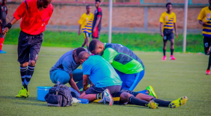 وفاة لاعب كرة قدم بسبب 