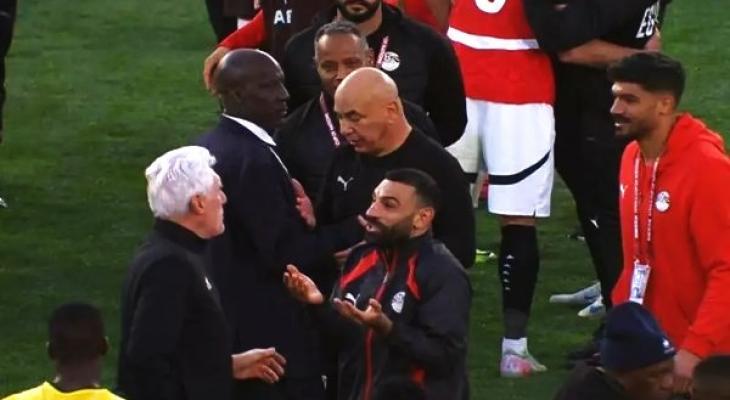 صلاح يؤكد: تحية بروس لم تتجاوز حدود اللياقة.. والمنتخب المصري يحسم صدارة المجموعة