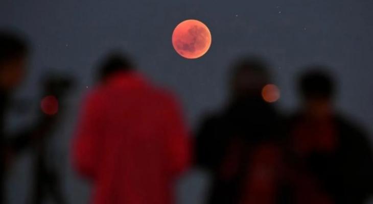خسوف كلي للقمر يزين سماء رمضان 1447هـ.. تفاصيل الظاهرة الفلكية