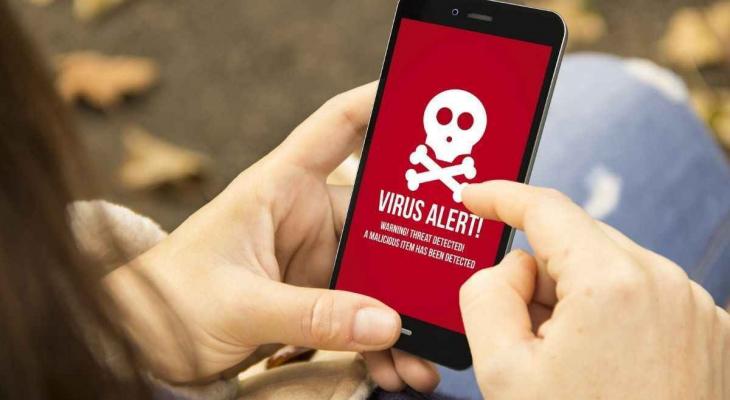 علامات خفية تكشف اختراق هاتفك: دليلك الشامل للحماية والأمان الرقمي