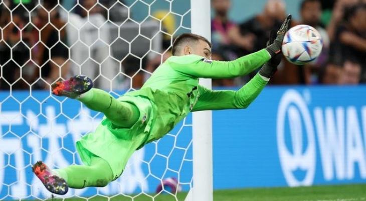 الكشف عن أفضل حراس مرمى في القرن الـ21