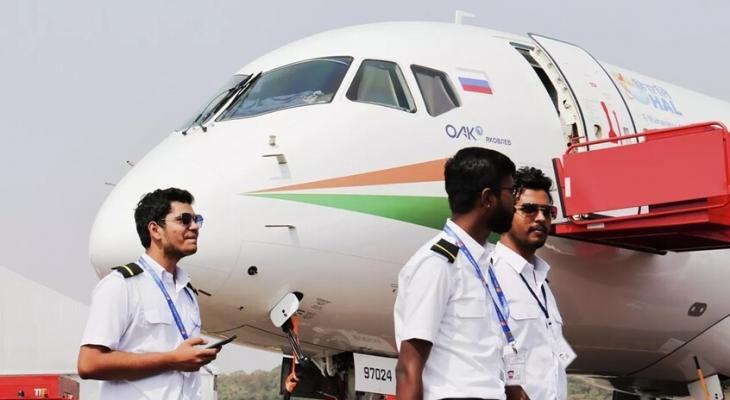 اتفاقية لإنتاج طائرات SJ-100 الروسية في الهند