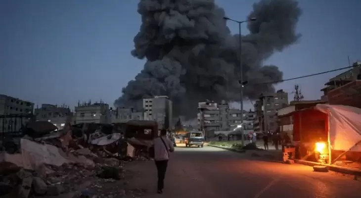 غارة جوية إسرائيلية على مدرسة دار الأرقم في حي التفاح بغزة - صورة أرشيفية