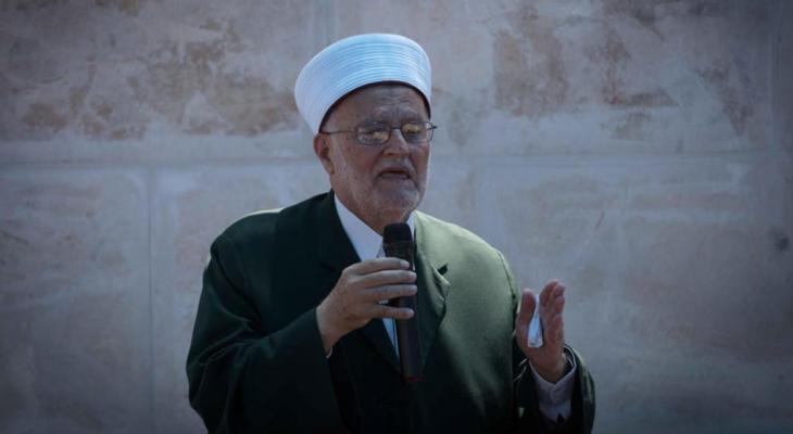 الشيخ عكرمة صبري.jpg