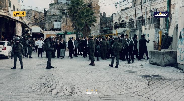 مستوطنون في الخليل  (1).jpeg