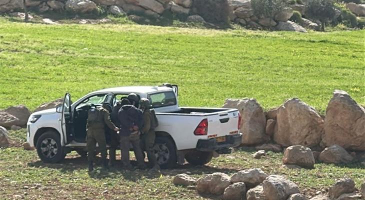 اعتقال مواطن في مسافر يطا
