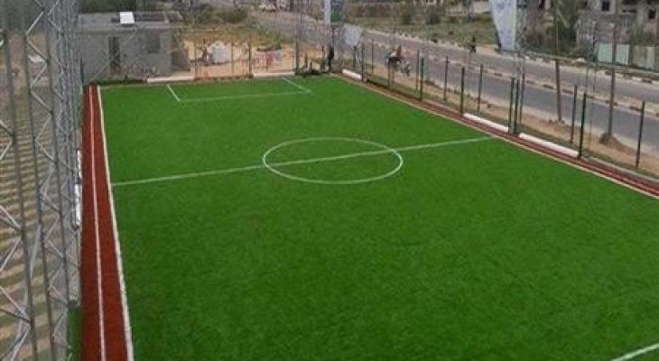 الاحتلال يُخطر بهدم ملعب جديد في الخليل