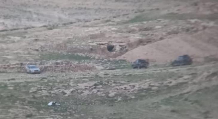مستوطنون يستولون على كهوف في مسافر يطا