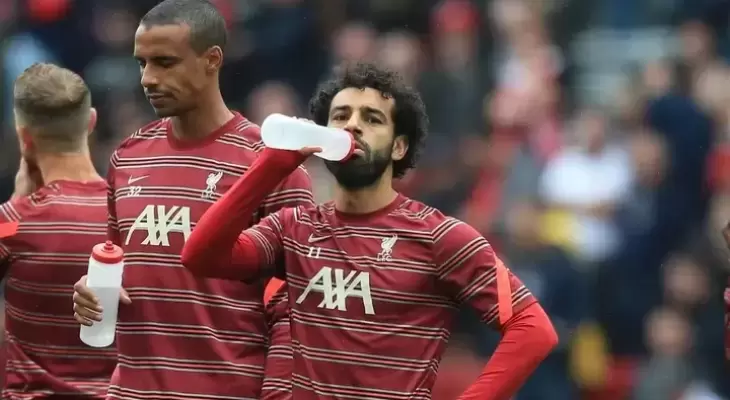 الدوري الإنجليزي يطبق بروتوكول إفطار اللاعبين في رمضان