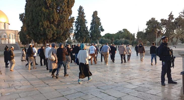 مستوطنون يقتحمون المسجد الأقصى  (1).jpeg