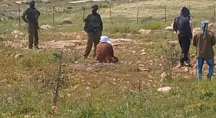 مستوطنون وجيش الاحتلال في مسافر يطا