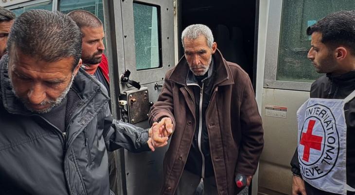 الاحتلال يفرج عن 5 أسرى من غزة  (5).jpg
