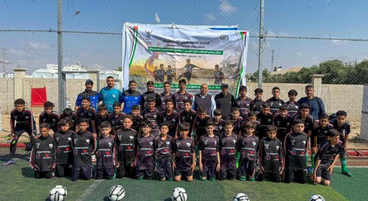 اتحاد الكرة يفتتح مركز العنقاء للبراعم في المحافظة الوسطى