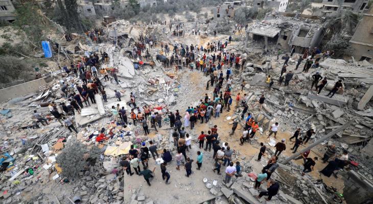 صورة للدمار في قطاع غزة عقب غارة إسرائيلية.jpg