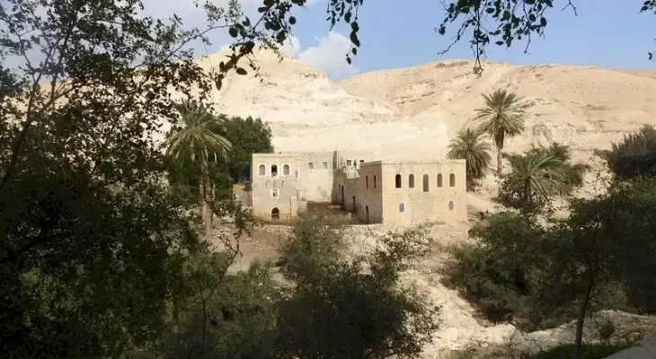 مرافق سياحية