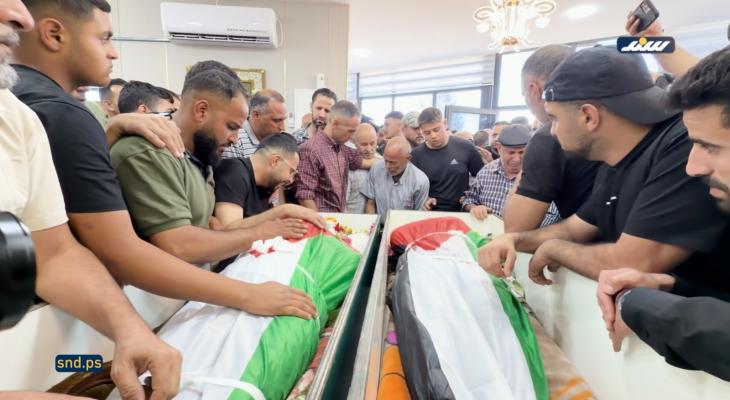أهالي دير جرير يشيعون الشهيدين أحمد أبو مخو وعودة فراحنة