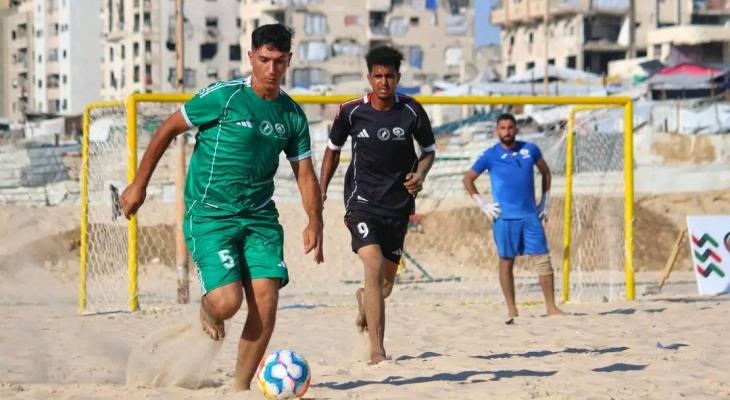 3 أندية تحسم تأهلها إلى ربع نهائي البطولة الشاطئية بغزة