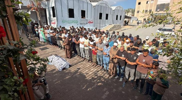 الصلاة على شهيدة وجنينها في غزة.jpg