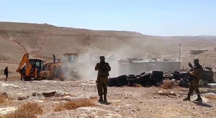 الاحتلال يهدم خربة التبان في مسافر يطا