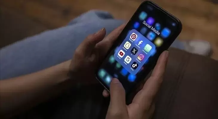 تركيا تحظر خدمات التواصل الاجتماعي