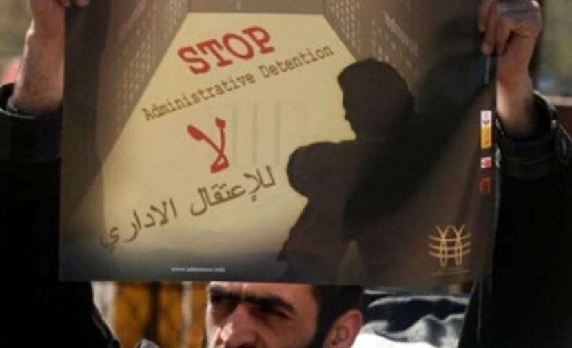 الاحتلال يُصدر أوامر "إداري" بحق 42 أسيراً