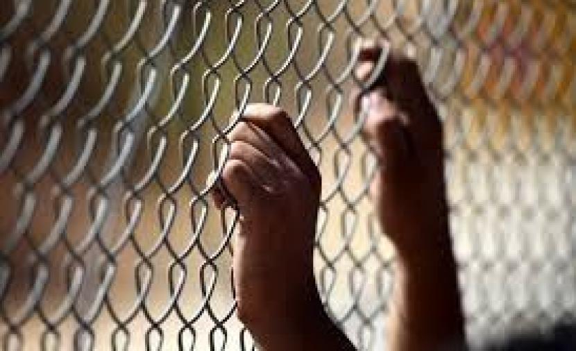 الاحتلال يعتقل مقدسيًا بعد 14 شهرًا بالحبس المنزلي