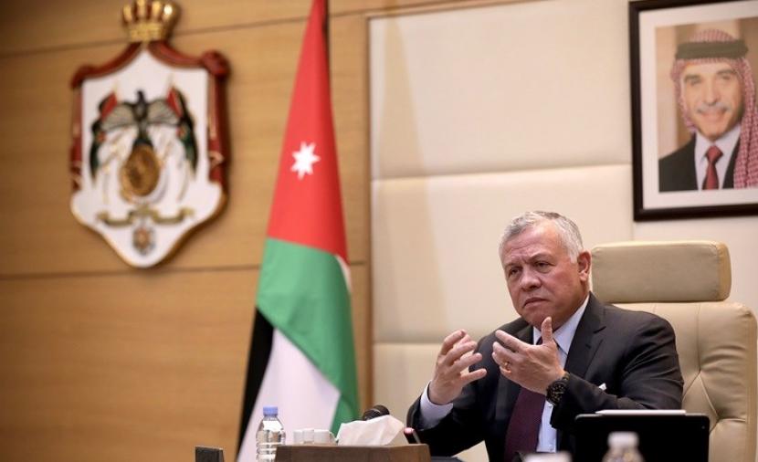 العاهل الأردني يحذر من التصعيد الإسرائيلي بالضفة