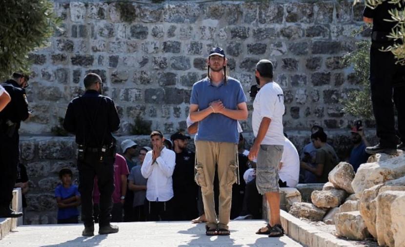 "ابحيص" يحذر من التقسيم الزماني والمكاني في الأقصى