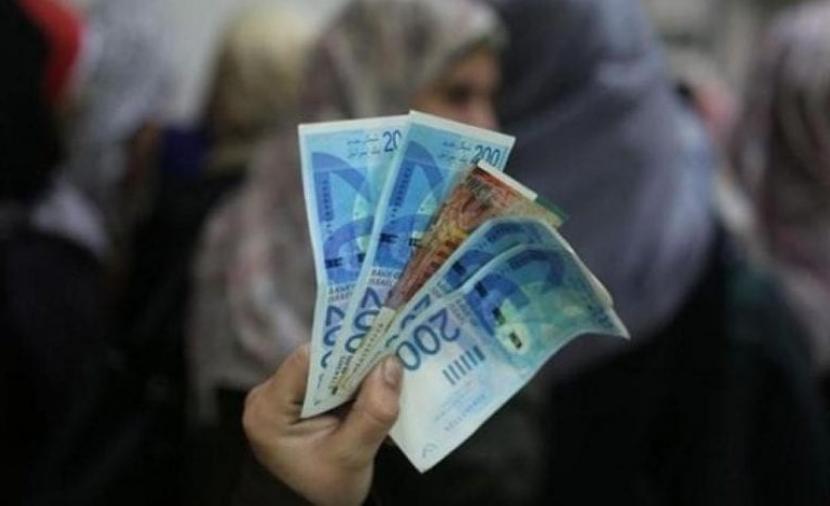 المالية: صرف الرواتب الخميس بنسبة 50%