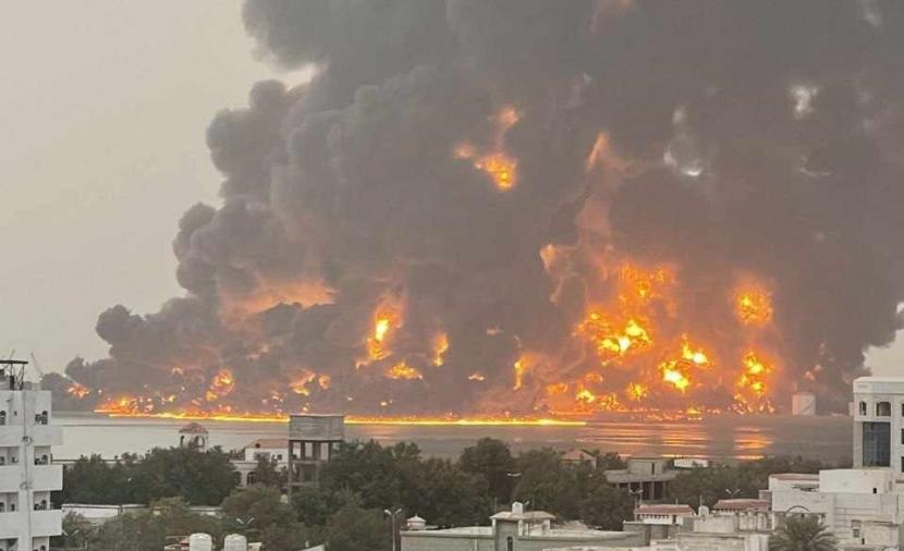 غارات سعودية تستهدف الحُديدة باليمن
