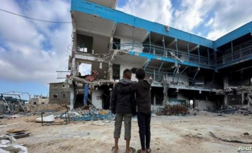 ساحات القنص بدلاً من الفصول.. التعليم في فلسطين تحت النار