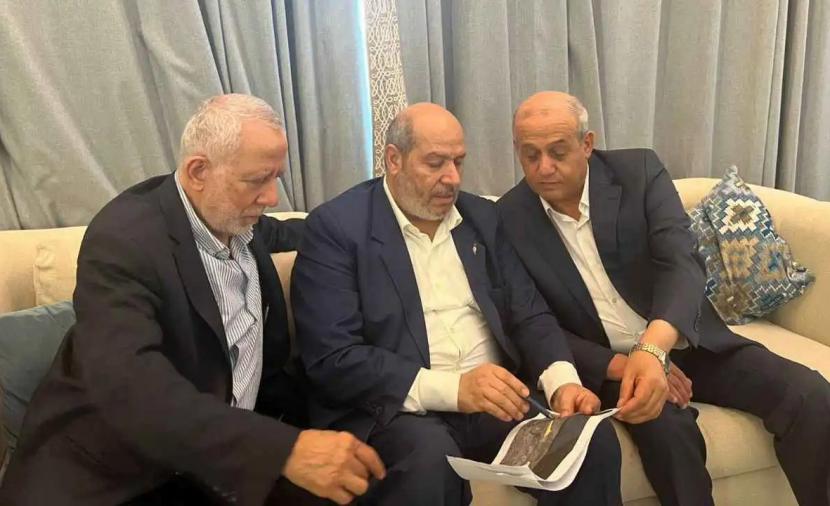 مباحثات القاهرة حول غزة تتقدم إيجابًا.. صحيفة سعودية تكشف التفاصيل