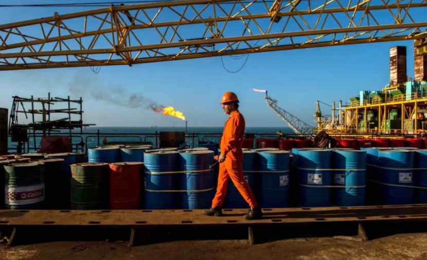 تراجع أسعار النفط مع آمال التهدئة بين واشنطن وطهران