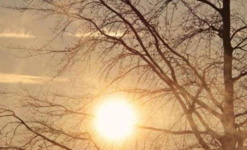 طقس فلسطين.. أجواء حارة ترافقها تقلبات جوية