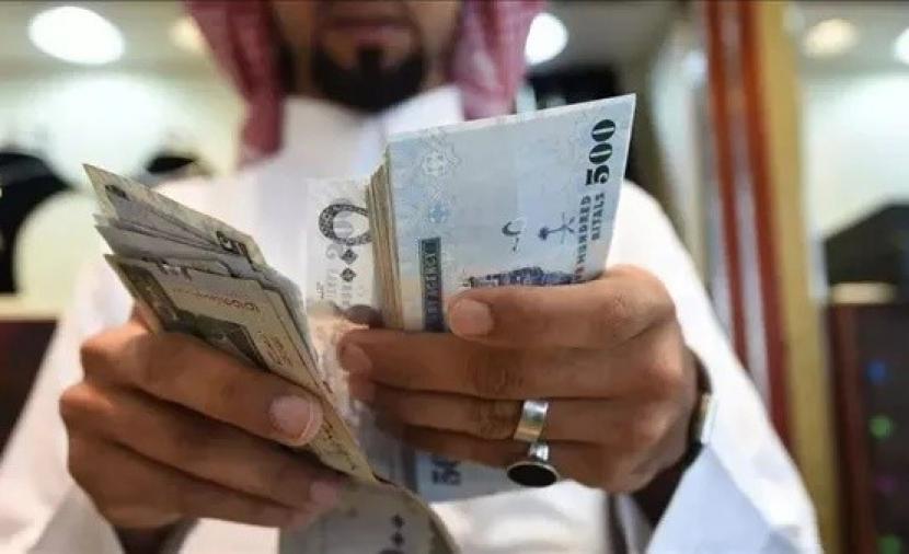 سعر الريال السعودي مقابل الجنيه المصري اليوم الثلاثاء 14 أبريل 2026