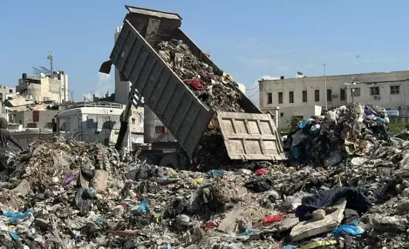 مشروع ياباني أممي لدعم إدارة النفايات والركام في غزة