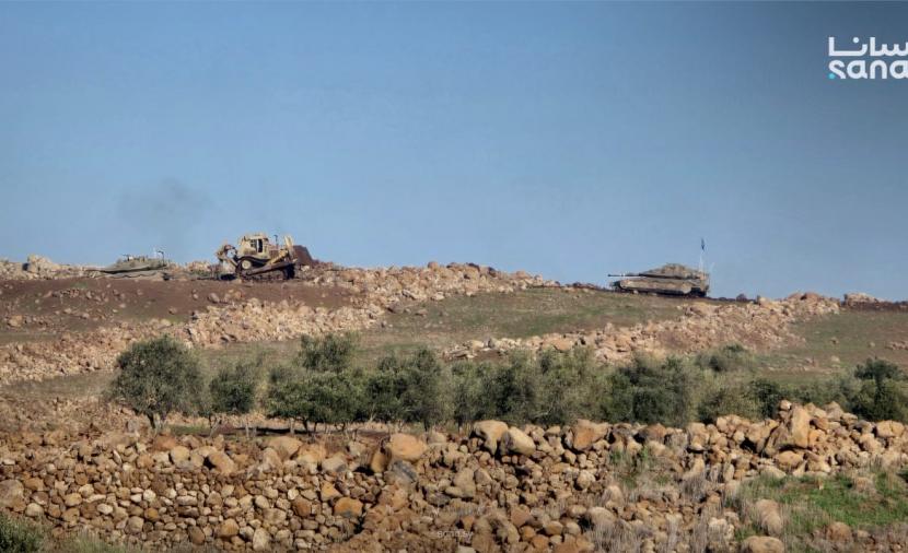 "إسرائيل" تعتقل 3 أشخاص جنوبي سوريا