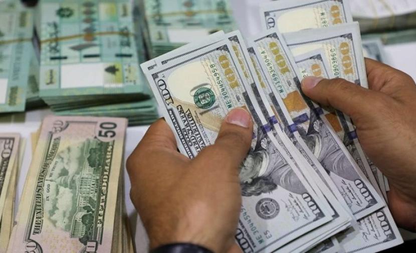 الدولار اليوم.. أسعار مستقرة قبل عودة البنوك