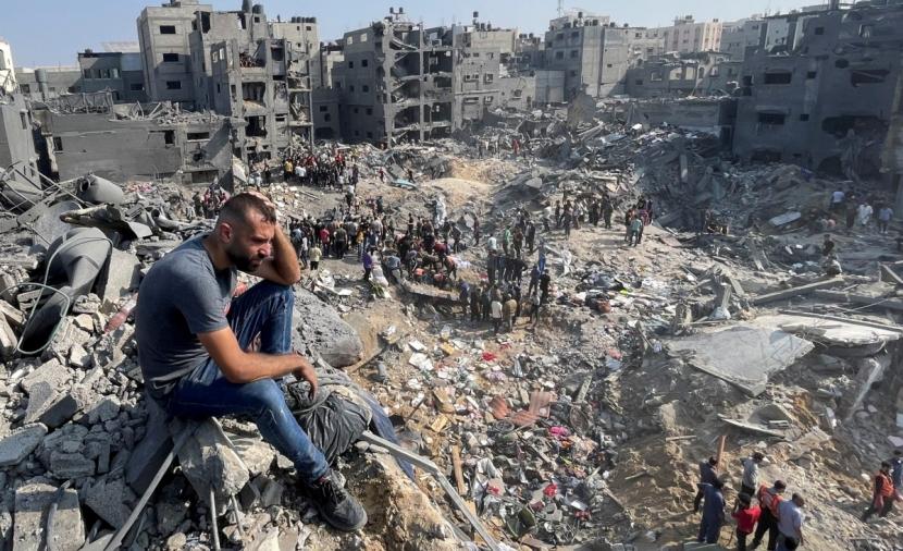 الدفاع المدني: القصف بغزة يترك أطفالًا بلا أسر