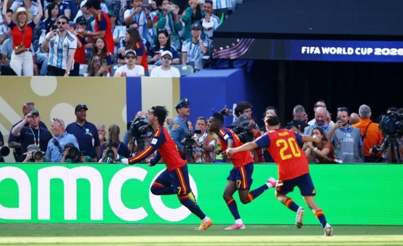 إسبانيا تتوج بكأس العالم 2026