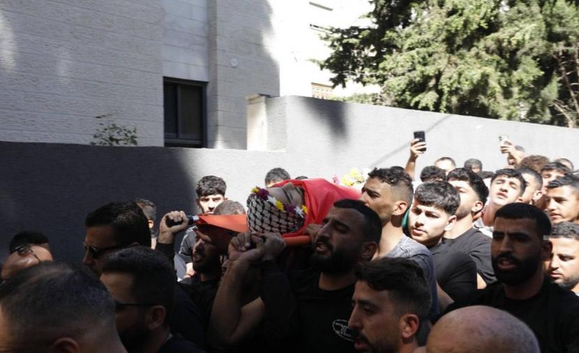 رام الله.. المغير تُشيع الشهيد فادي النعسان