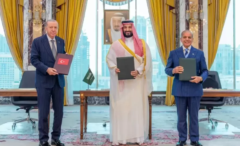 اتفاق دفاع مشترك بين السعودية وتركيا وباكستان