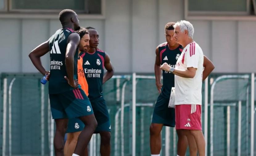ريال مدريد يستعد لتقديم صفقاته الجديدة