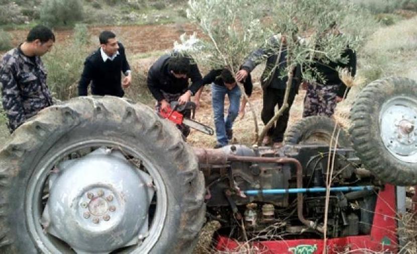 وفاة مواطن إثر انقلاب حفّار عليه في جنين