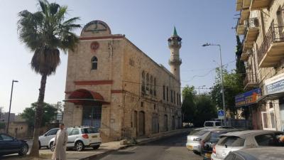 مسجد الاستقلال في حيفا الذي كان خطيبه عز الدين القسام.jpg